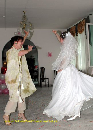 Татьяна Константинова на свадьбе друзей, 27.08.2005