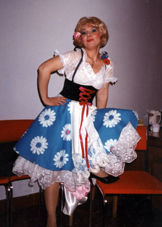 Татьяна Константинова - Лиза, перед антрепризным спектаклем "Марица", Арт-партнёр XXI век, 1999г.